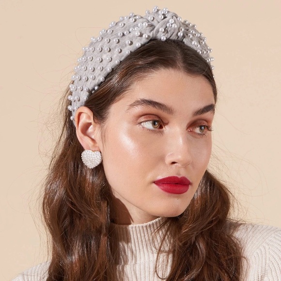 Lele Sadoughi Accessories - GREY CARDIGAN PEARL HEADBAND